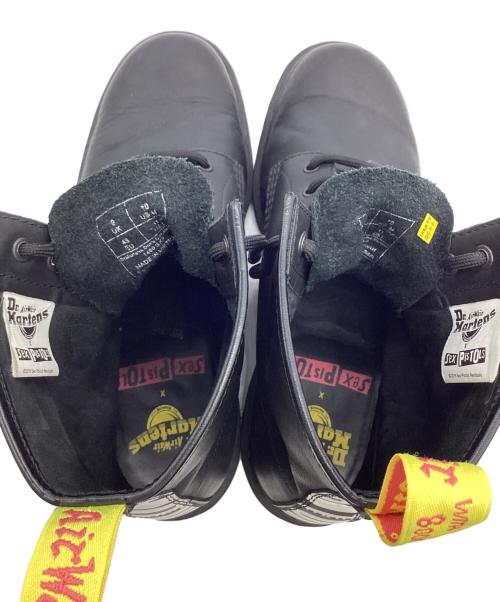 Dr.Martens（ドクターマーチン）Dr.Martens (ドクターマーチン) SEX PISTOLS (セックスピストルズ) 1460 8ホールブーツ ブラック サイズ:UK9の古着・服飾アイテム