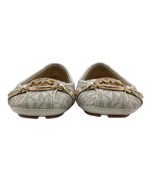 MICHAEL KORS（マイケル・コース）MICHAEL KORS (マイケル・コース) MKシグネチャー モカシン ベージュ サイズ:9の古着・服飾アイテム