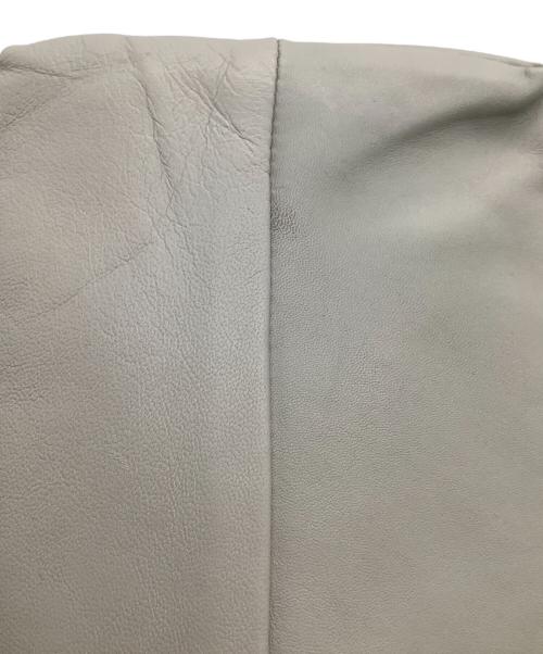 SHOJIFUJITA（ショウジフジタ）SHOJIFUJITA (ショウジフジタ) ハンドバッグ グレーの古着・服飾アイテム