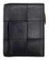 BOTTEGA VENETA（ボッテガベネタ）の古着「マキシイントレチャート 二つ折りウォレット」｜ブラック