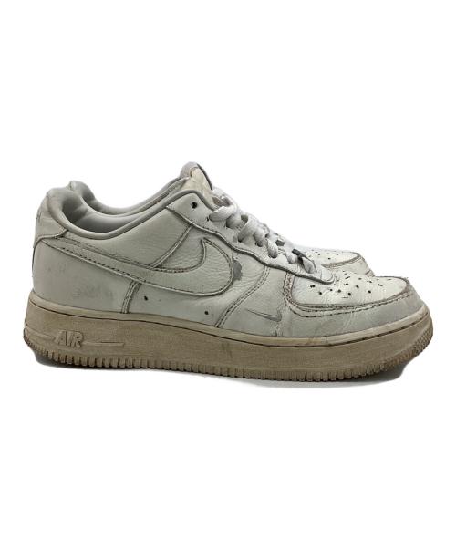 NIKE（ナイキ）NIKE (ナイキ) .SWOOSH (ドットスウッシュ) AIR FORCE1 DIRTY TRIPLE WHITE（エアフォース 1 ダーティー トリプル ホワイト） ダーティー トリプル ホワイト サイズ:27.5cm（US9.5）の古着・服飾アイテム