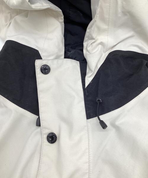 THE NORTH FACE（ザ ノース フェイス）THE NORTH FACE (ザ ノース フェイス) RAGE GTX Shell Pullover（レイジ ゴアテックス シェル プルオーバー） ホワイト サイズ:Mの古着・服飾アイテム