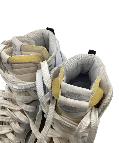 NIKE（ナイキ）NIKE (ナイキ) sacai (サカイ) BLAZER MID（ブレザー ミッド）スニーカー ホワイト サイズ:US9の古着・服飾アイテム