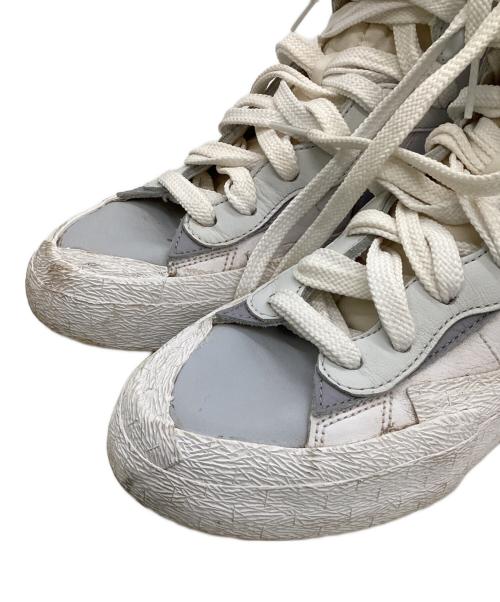 NIKE（ナイキ）NIKE (ナイキ) sacai (サカイ) BLAZER MID（ブレザー ミッド）スニーカー ホワイト サイズ:US9の古着・服飾アイテム