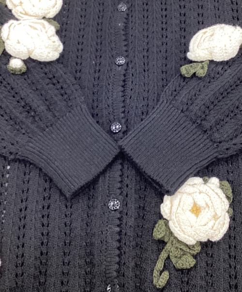 PINK HOUSE（ピンクハウス）PINK HOUSE (ピンクハウス) 薔薇モチーフ カーディガン ブラック×アイボリー サイズ:表記無の古着・服飾アイテム