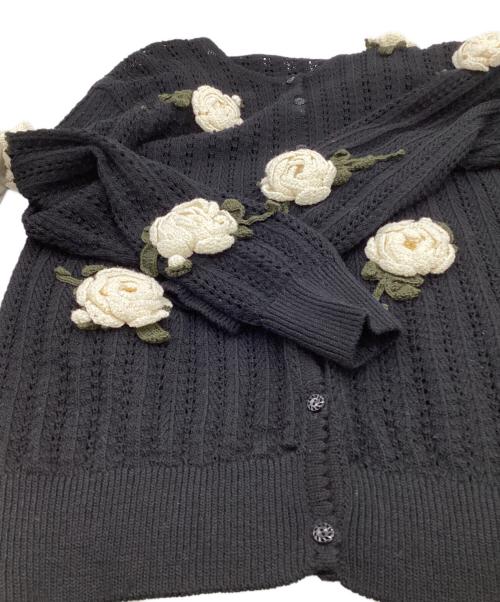 PINK HOUSE（ピンクハウス）PINK HOUSE (ピンクハウス) 薔薇モチーフ カーディガン ブラック×アイボリー サイズ:表記無の古着・服飾アイテム