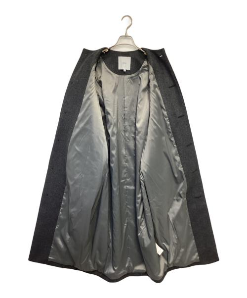 UN3D.（アンスリード）UN3D. (アンスリード) TUCK SHOLDER LONG CT（タックショルダー ロングコート） グレー サイズ:38の古着・服飾アイテム