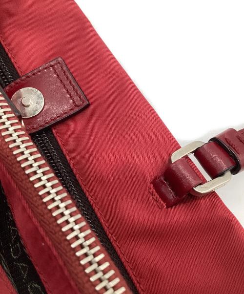 PRADA（プラダ）PRADA (プラダ) ナイロンハンドバッグ レッドの古着・服飾アイテム