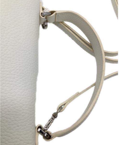 VASIC（ヴァジック）VASIC (ヴァジック) 2WAYバッグ ホワイトの古着・服飾アイテム