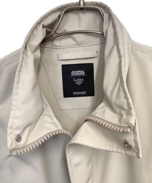 JOURNAL STANDARD（ジャーナルスタンダード）JOURNAL STANDARD (ジャーナルスタンダード) LASKA AERO（ラスカエアロ）ショートスタンド マウンテンパーカー ベージュ サイズ:Sの古着・服飾アイテム