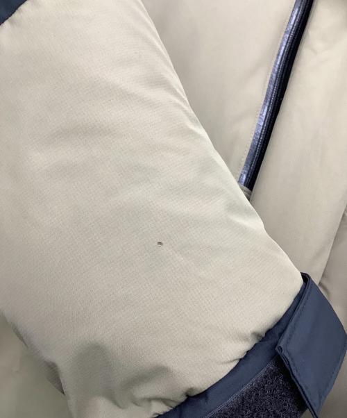 THE NORTH FACE（ザ ノース フェイス）THE NORTH FACE (ザ ノース フェイス) ダウンジャケット ブラック×カーキ サイズ:Mの古着・服飾アイテム