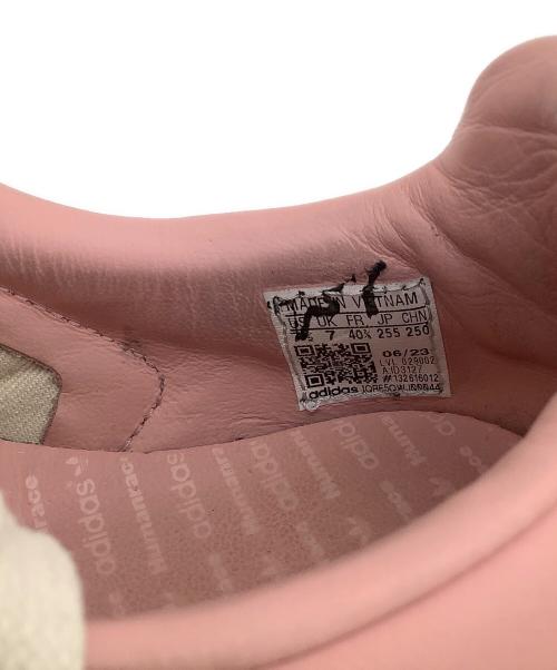 adidas Originals（アディダスオリジナル）adidas Originals (アディダスオリジナル) Pharrell Williams (ファレルウィリアムス) Samba Humanrace（サンバ ヒューマンレース）スニーカー ピンクベージュ サイズ:25.5㎝の古着・服飾アイテム