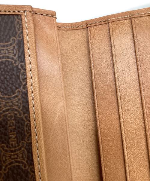 CELINE（セリーヌ）CELINE (セリーヌ) マカダム 長財布 ブラウンの古着・服飾アイテム