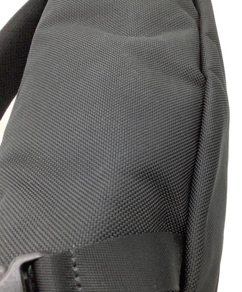 AER（エアー）AER (エアー) Travel Sling ワンショルダーバッグ ブラックの古着・服飾アイテム