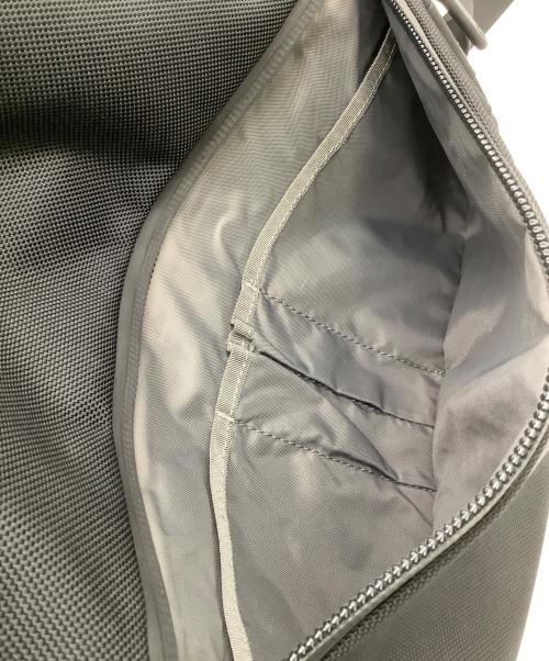 AER（エアー）AER (エアー) Travel Sling ワンショルダーバッグ ブラックの古着・服飾アイテム