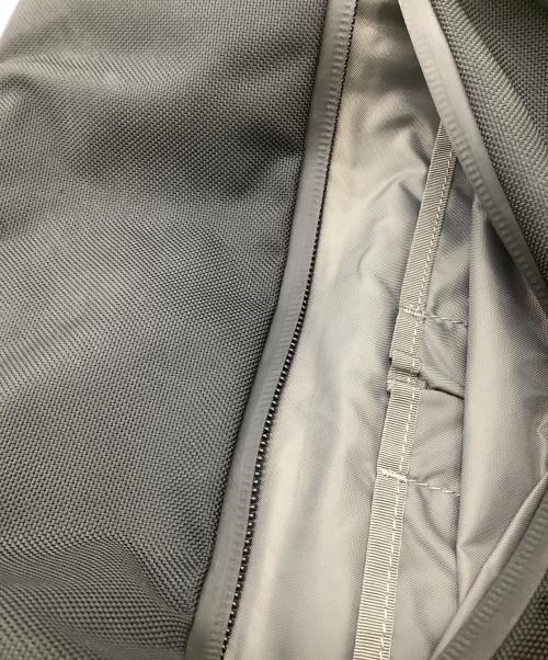 AER（エアー）AER (エアー) Travel Sling ワンショルダーバッグ ブラックの古着・服飾アイテム