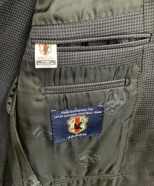 ALFRED DUNHILL（アルフレッド・ダンヒル）ALFRED DUNHILL (アルフレッド・ダンヒル) JFA（日本代表）2B 3ピース ネクタイ付 ネイビー サイズ:上7-46Y 下8-50Jの古着・服飾アイテム