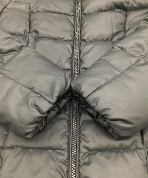 BLUE LABEL CRESTBRIDGE（ブルーレーベルクレストブリッジ）BLUE LABEL CRESTBRIDGE (ブルーレーベルクレストブリッジ) ダウンジャケット ブラック サイズ:38の古着・服飾アイテム