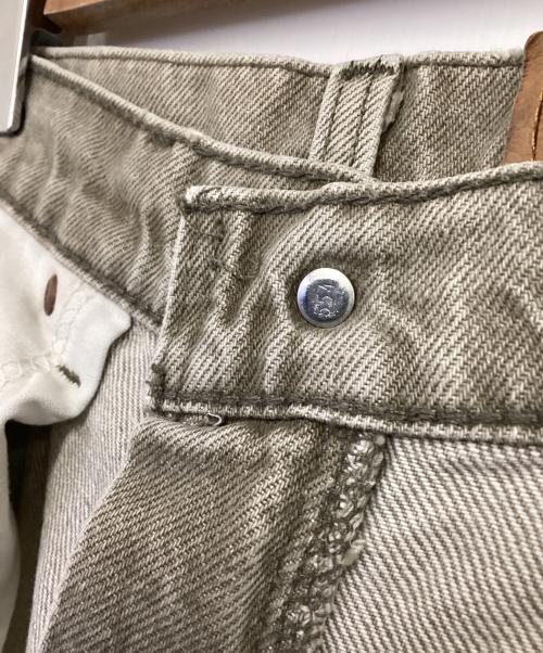 LEVI'S（リーバイス）LEVI'S (リーバイス) 550 カラーデニムパンツ グレー サイズ:W32（実寸値要確認）の古着・服飾アイテム
