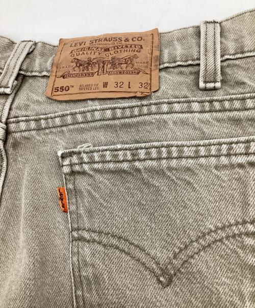 LEVI'S（リーバイス）LEVI'S (リーバイス) 550 カラーデニムパンツ グレー サイズ:W32（実寸値要確認）の古着・服飾アイテム