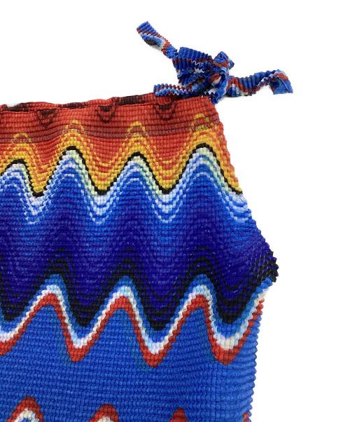 me ISSEY MIYAKE（ミーイッセイ ミヤケ）me ISSEY MIYAKE (ミーイッセイ ミヤケ) キャミソール マルチカラー サイズ:-の古着・服飾アイテム
