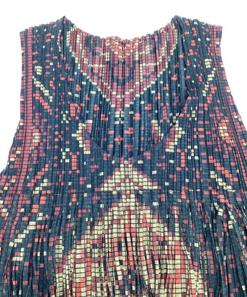 PLEATS PLEASE（プリーツプリーズ）PLEATS PLEASE (プリーツプリーズ) ノースリーブカットソー ワインレッド×ボルドー サイズ:3の古着・服飾アイテム