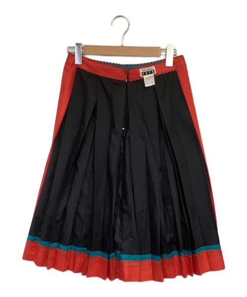 ISSEY MIYAKE FETE（イッセイミヤケフェット）ISSEY MIYAKE FETE (イッセイミヤケフェット) プリーツスカート マルチカラー サイズ:02の古着・服飾アイテム