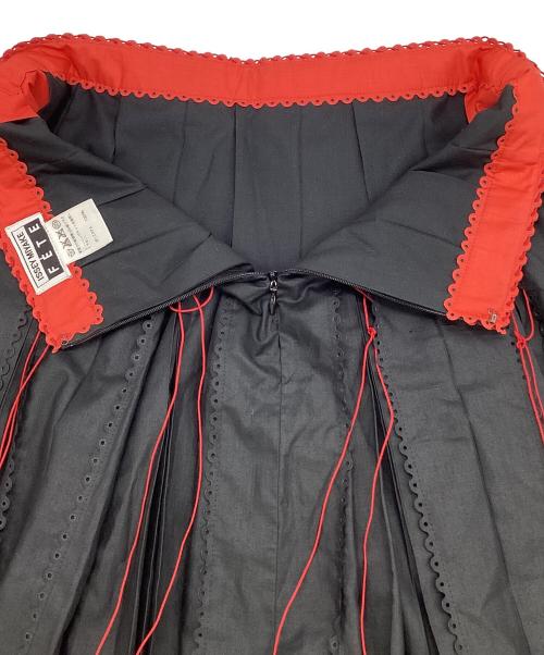 ISSEY MIYAKE FETE（イッセイミヤケフェット）ISSEY MIYAKE FETE (イッセイミヤケフェット) プリーツスカート マルチカラー サイズ:02の古着・服飾アイテム