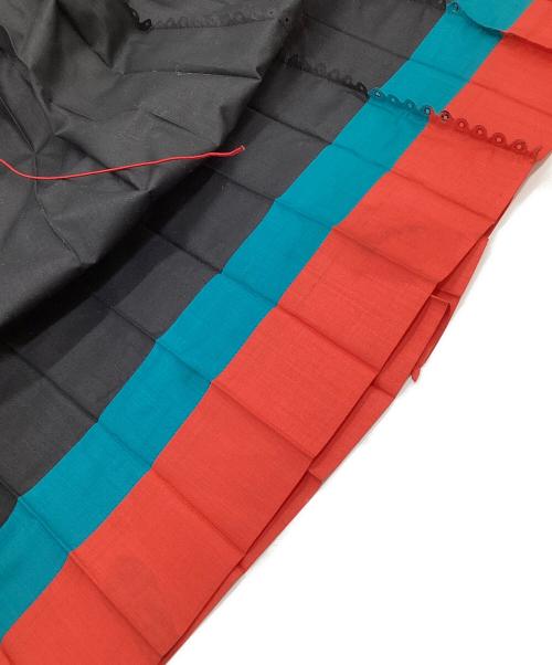 ISSEY MIYAKE FETE（イッセイミヤケフェット）ISSEY MIYAKE FETE (イッセイミヤケフェット) プリーツスカート マルチカラー サイズ:02の古着・服飾アイテム