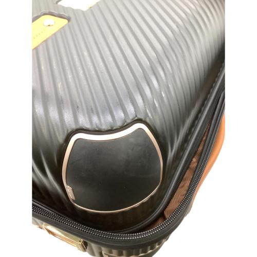 Samsonite BLACK LABEL（サムソナイトブラックレーベル）Samsonite BLACK LABEL (サムソナイトブラックレーベル) Richmond2（リッチモンド2）スピナー61 キャリーバッグ ブラック×ブラウン ブラック×ブラウンの古着・服飾アイテム