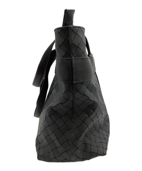 BOTTEGA VENETA（ボッテガベネタ）BOTTEGA VENETA (ボッテガベネタ) ニューラバーイントレチャートトートバッグ ブラックの古着・服飾アイテム