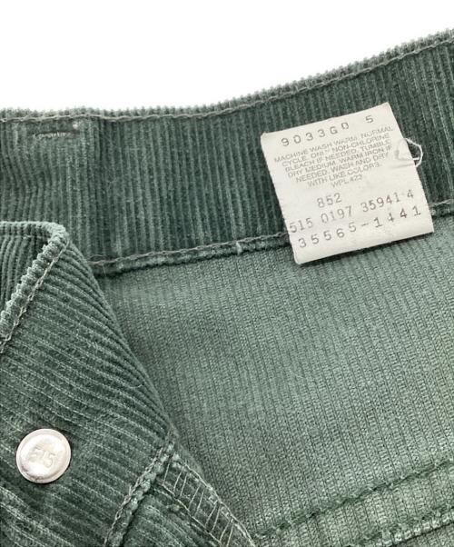 LEVI'S（リーバイス）LEVI'S (リーバイス) 565™ ワイドレッグ コーデュロイハーフパンツ グリーン サイズ:32の古着・服飾アイテム