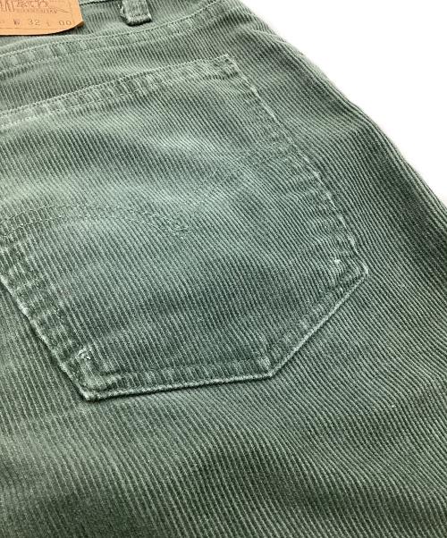 LEVI'S（リーバイス）LEVI'S (リーバイス) 565™ ワイドレッグ コーデュロイハーフパンツ グリーン サイズ:32の古着・服飾アイテム