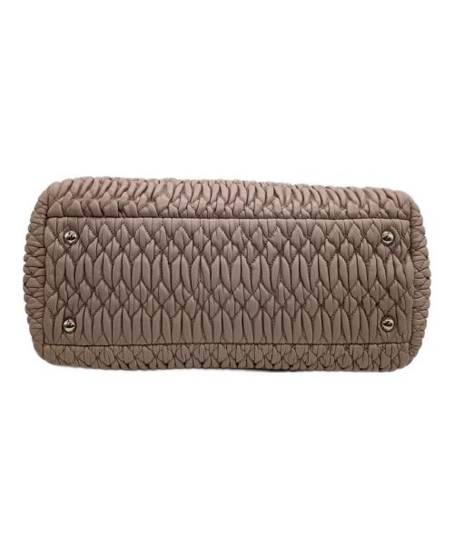 MIU MIU（ミュウミュウ）MIU MIU (ミュウミュウ) マテラッセ 2WAYバッグ ピンクの古着・服飾アイテム