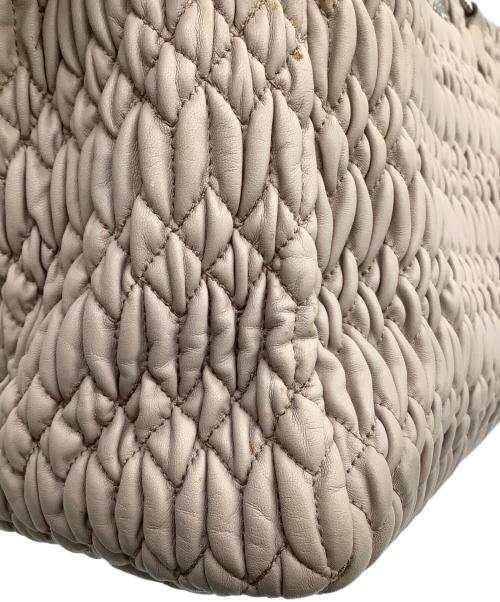 MIU MIU（ミュウミュウ）MIU MIU (ミュウミュウ) マテラッセ 2WAYバッグ ピンクの古着・服飾アイテム