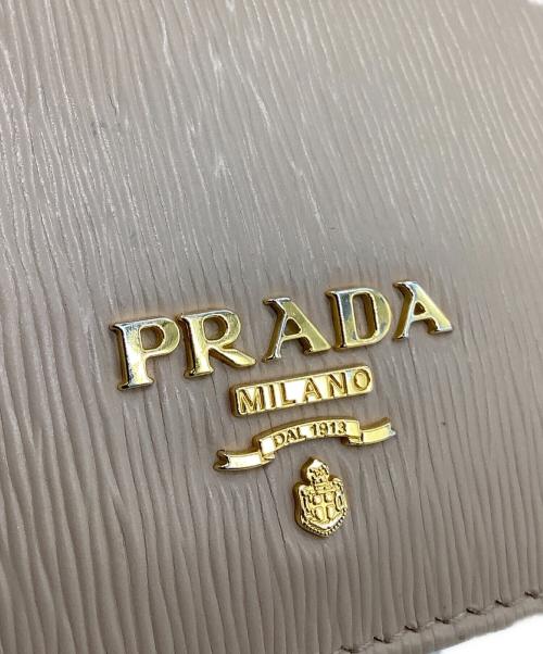 PRADA（プラダ）PRADA (プラダ) エピ 2つ折り財布 ベージュの古着・服飾アイテム