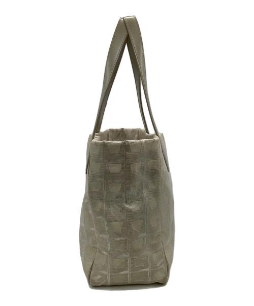 CHANEL（シャネル）CHANEL (シャネル) ニュートラベルライン トートバッグPM ベージュの古着・服飾アイテム