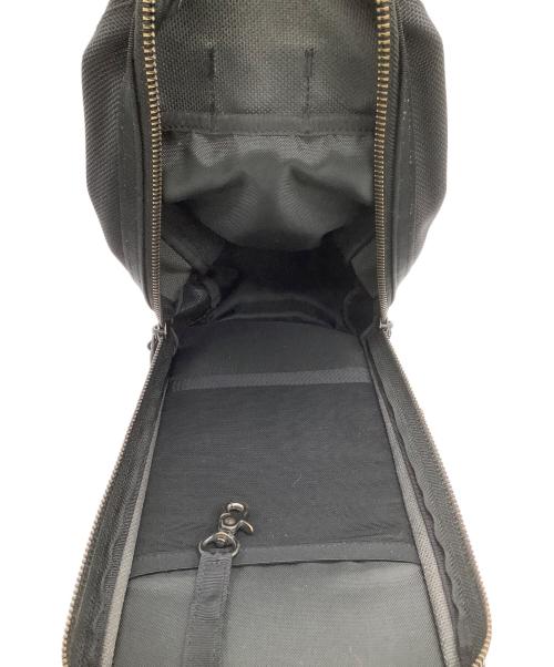 PORTER（ポーター）PORTER (ポーター) HEAT SLING SHOULDER BAG（ヒート スリンガー ショルダーバッグ） ブラックの古着・服飾アイテム