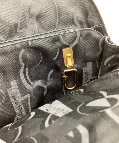 Salvatore Ferragamo（サルヴァトーレ フェラガモ）Salvatore Ferragamo (サルヴァトーレ フェラガモ) ガンチーニ ハンドバッグ ブラックの古着・服飾アイテム