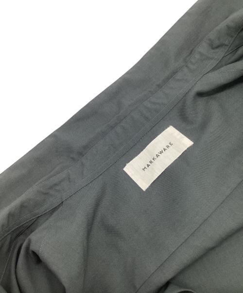 MARKAWARE（マーカウェア）MARKAWARE (マーカウェア) ORGANIC WOOL 2/80 TROPICAL VAREUSE SHIRT（オーガニックウール2/80トロピカルヴァルーズシャツ） グレー サイズ:2の古着・服飾アイテム
