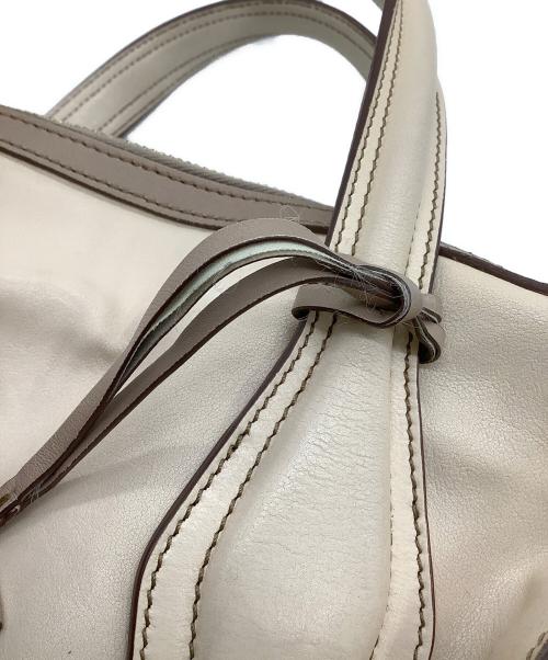 TOD'S（トッズ）TOD'S (トッズ) 2WAY ハンドバッグ ベージュの古着・服飾アイテム