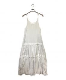 Loungedress（ラウンジドレス）の古着「サテンティアードキャミワンピース」｜ホワイト