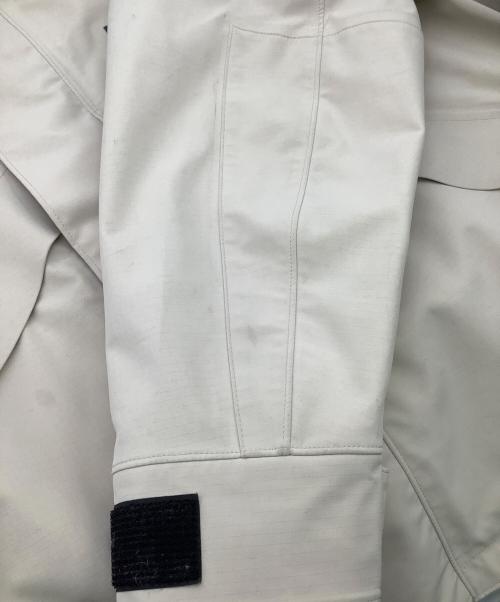 WILD THINGS（ワイルドシングス）WILD THINGS (ワイルドシングス) Adam et Rope (アダム エ ロペ) TOOLSTRAP DENALI JACKET（ツール ストラップ デナリジャケット） ベージュ サイズ:Mの古着・服飾アイテム