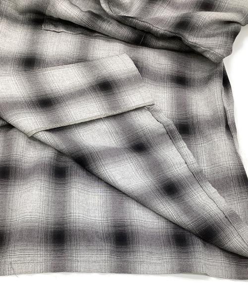 Essay（エッセイ）Essay (エッセイ) SHADOW CHECK OPEN COLLAR SHIRT（シャドーチェック オープンカラーシャツ） ブラック×グレー サイズ:3の古着・服飾アイテム