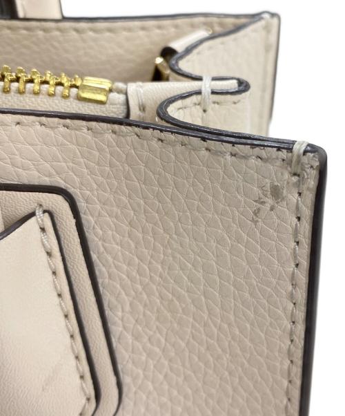 MICHAEL KORS（マイケル・コース）MICHAEL KORS (マイケル・コース) MERCER MD MESSENGER LEATHER マーサーミディアムメッセンジャーレザー ホワイトの古着・服飾アイテム