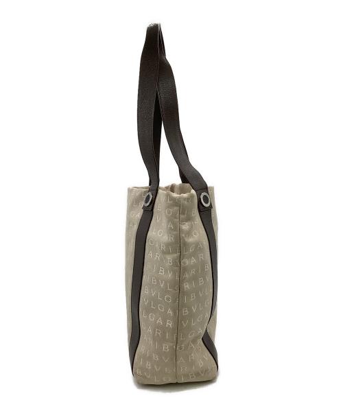BVLGARI（ブルガリ）BVLGARI (ブルガリ) MAEAEA ロゴマニアトートバッグ ベージュの古着・服飾アイテム