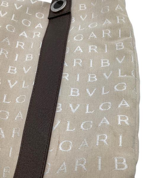 BVLGARI（ブルガリ）BVLGARI (ブルガリ) MAEAEA ロゴマニアトートバッグ ベージュの古着・服飾アイテム
