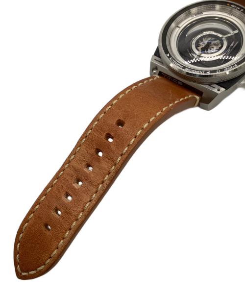 TACS（タックス）TACS (タックス) AVLII VINTAGE LENS AUTOMATIC II（ヴィンテージ レンズ オートマティック Ⅱ）自動巻き腕時計の古着・服飾アイテム