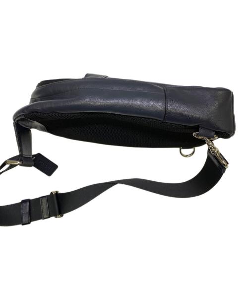 COACH（コーチ）COACH (コーチ) ボディーバッグ ネイビーの古着・服飾アイテム