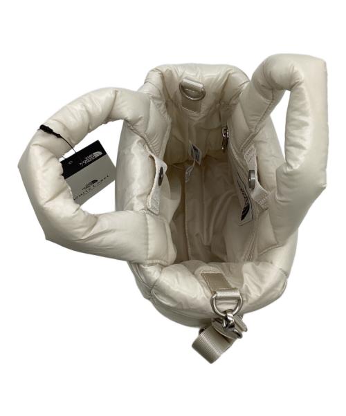 THE NORTH FACE WHITE LABEL（ザノースフェイスホワイトレーベル）THE NORTH FACE WHITE LABEL (ザノースフェイスホワイトレーベル) PLUMPY TOTE BAG MINI（プランプティー トート バッグ ミニ） アイボリーの古着・服飾アイテム
